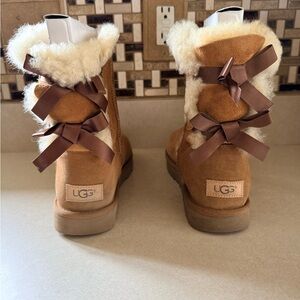 UGG Chestnut Bailey Bow II Boots